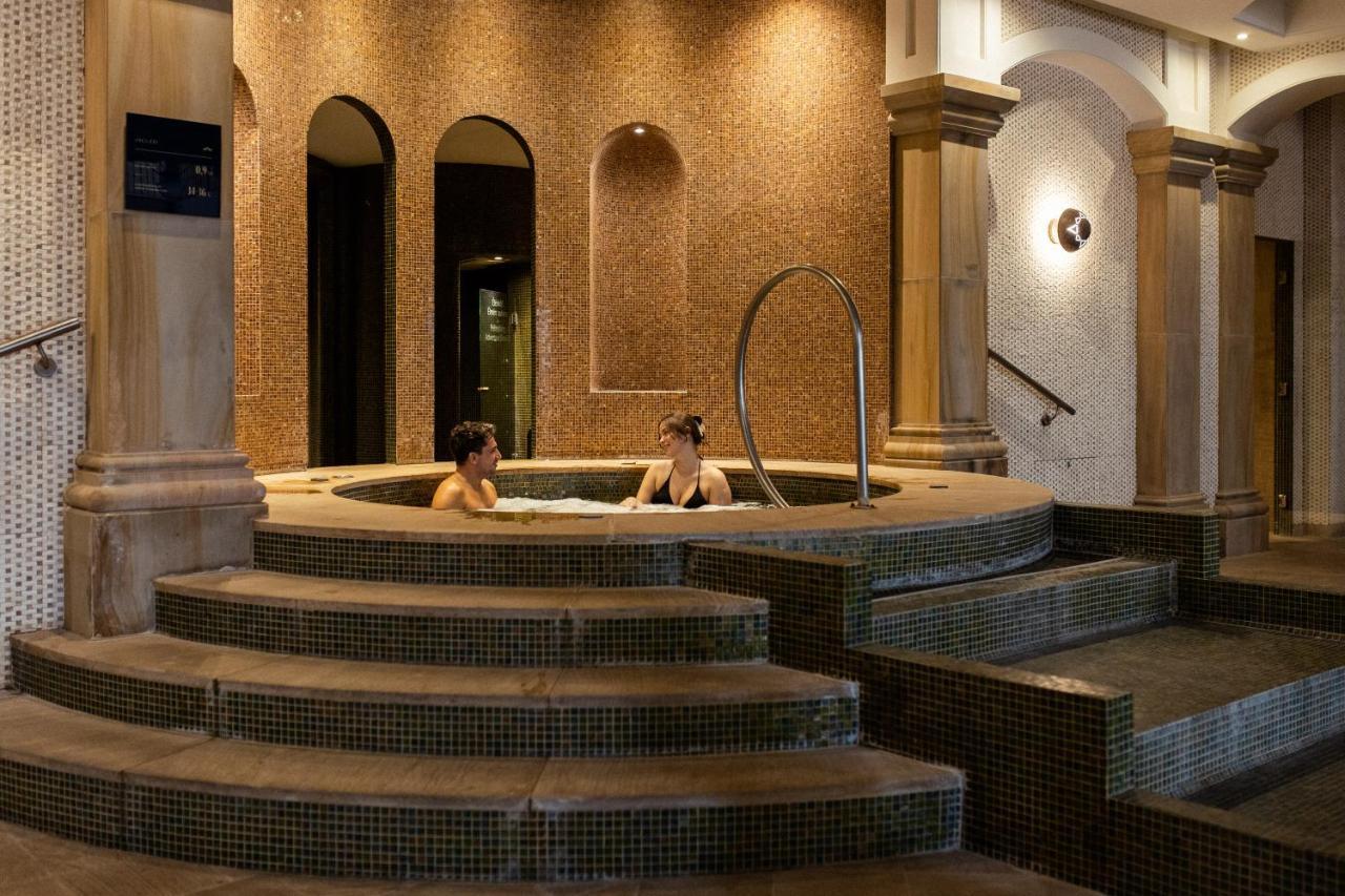 Andrássy Kúria&Spa Tarcal Exterior foto The spa at the InterContinental